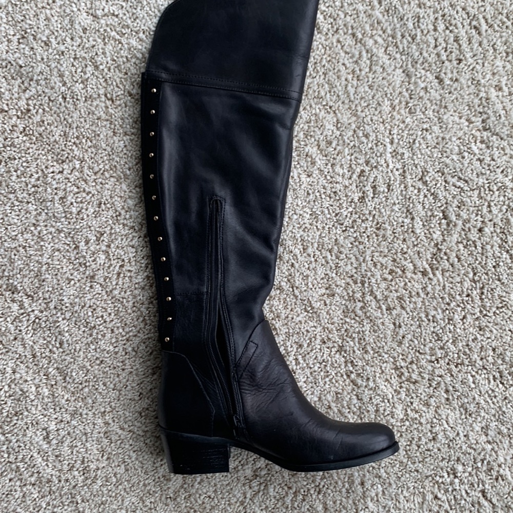 NWT Brand new never been worn Vince Camuto Black leather boots size 9 M
